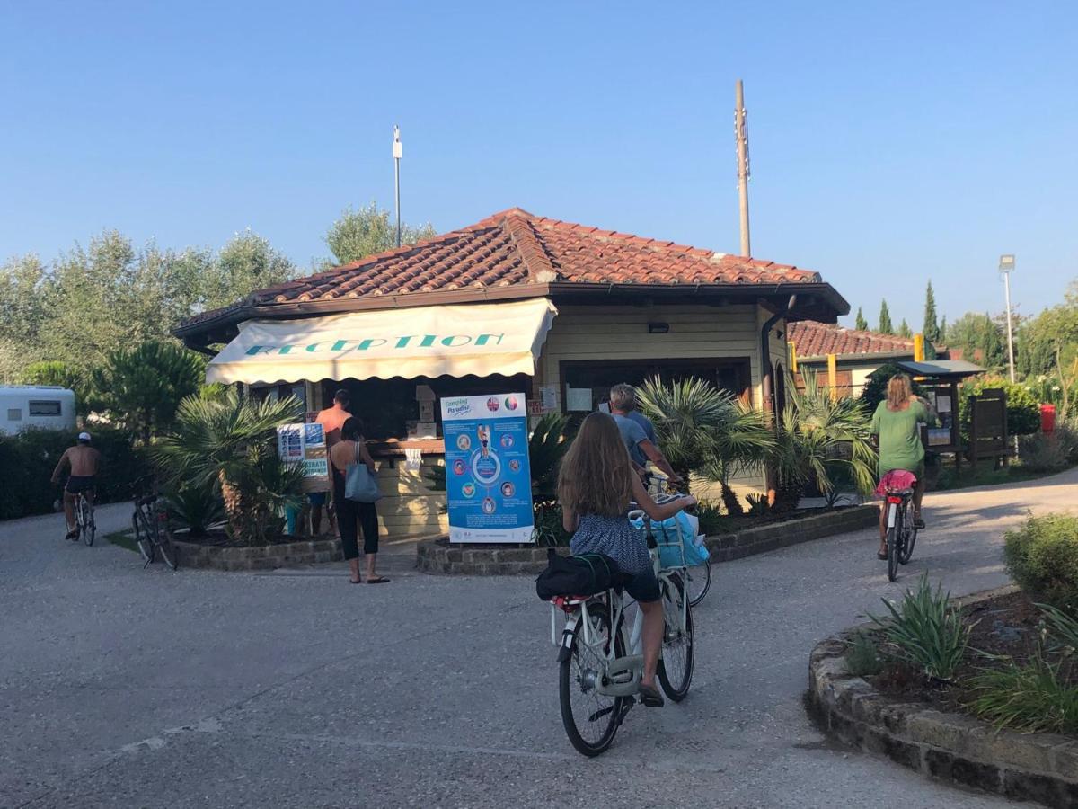 Zona Rosa 5 Chalet Mit Klimaanlage Und Wlan Viareggio Esterno foto